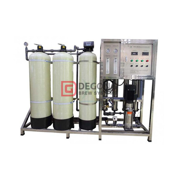 Système de filtration d'eau pure professionnel / équipement de traitement de l'eau à vendre