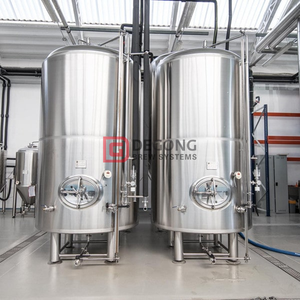 500L 700L 1000L 1500L a adapté l'équipement commercial industriel de brassage de bière pour l'hôtel / restaurant