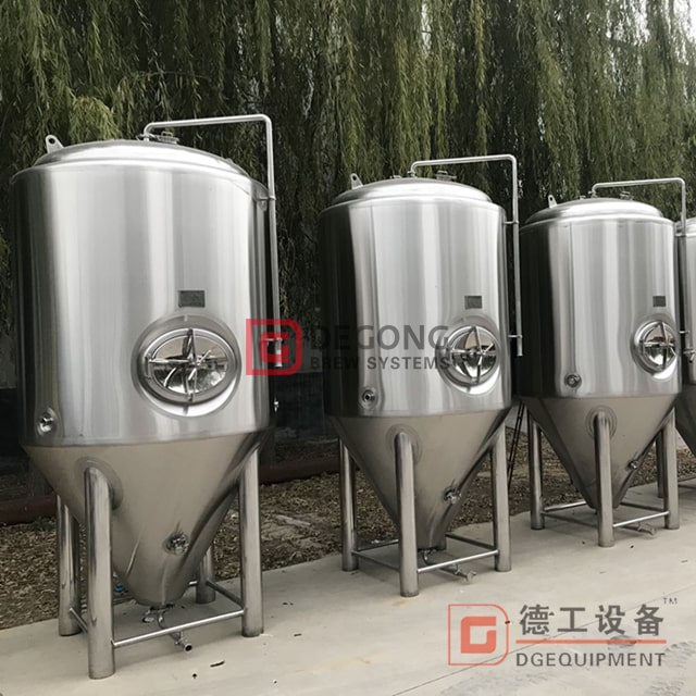 Fermenteur de veste en acier inoxydable personnalisé appliqué dans le bar à bière du restaurant